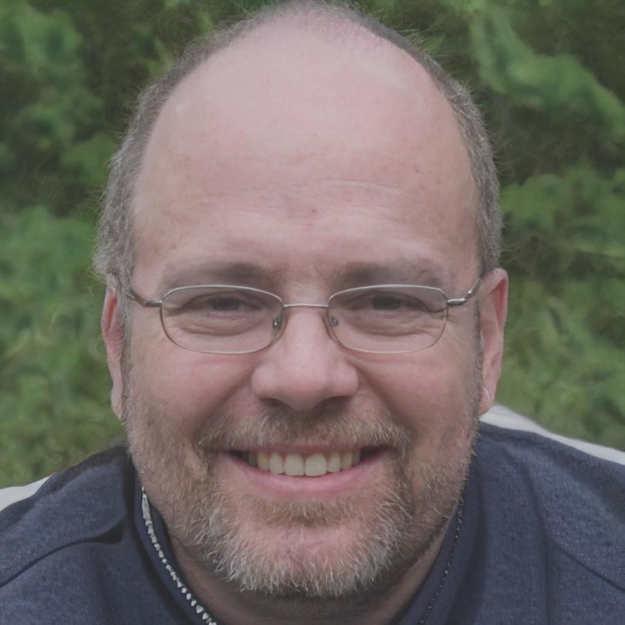 Expert financier consultant des rapports d'analyse